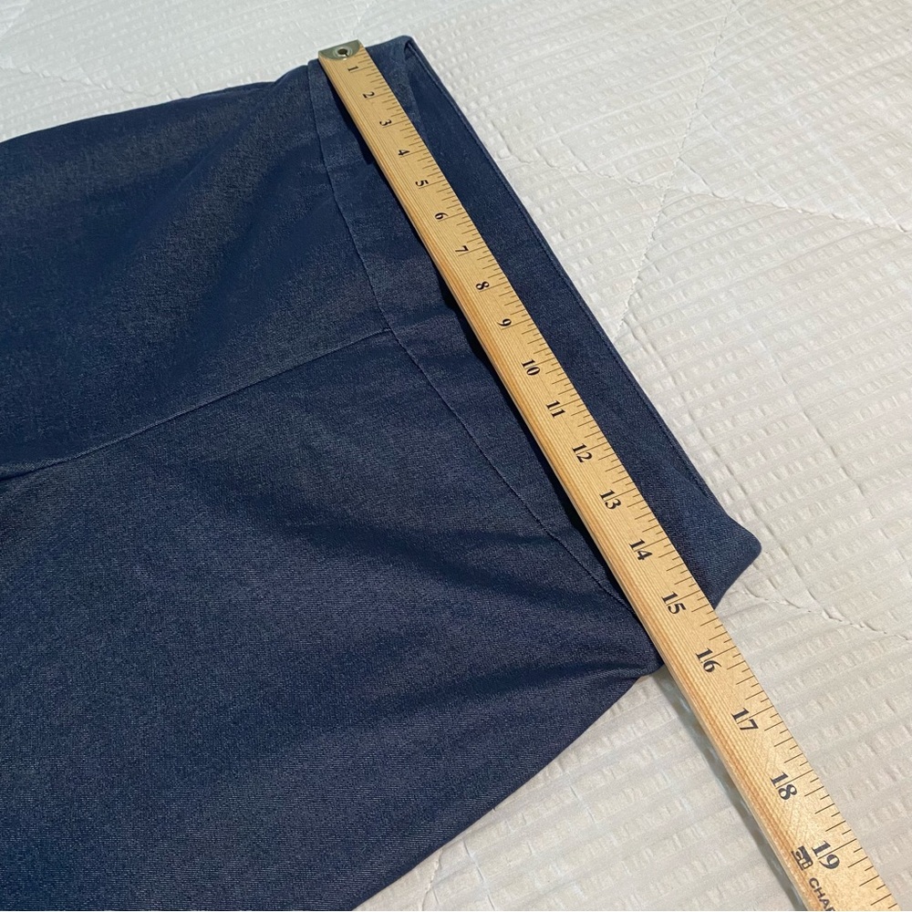Chico’s So Slimming Cropped Dark Denim Stretch Pull-On Pants Size .5 S/6 - Picture 4 of 11